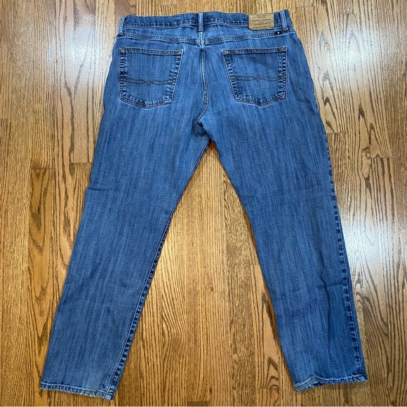 Lucky Brand Jeans Mens 36x32 Straight 221 Medium Wash Cotton Blend Stretch Denim - Picture 5 of 8